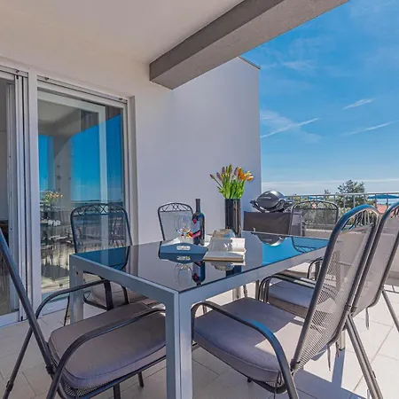 Apartment Olea Brodarica (Sibenik-Knin)