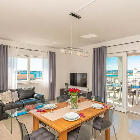 Apartment Olea *