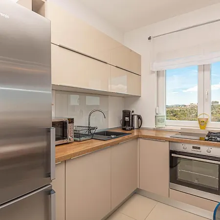 Apartment Olea Brodarica (Sibenik-Knin)