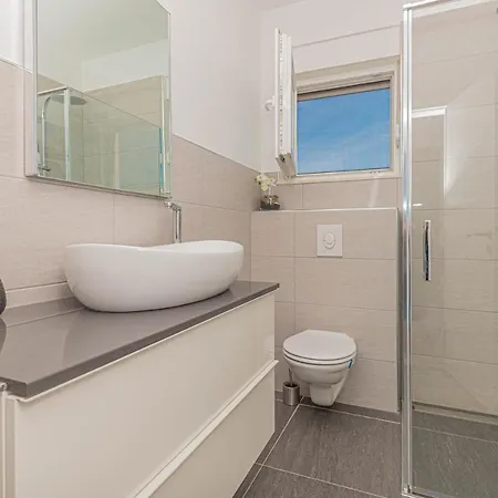 Apartment Olea *