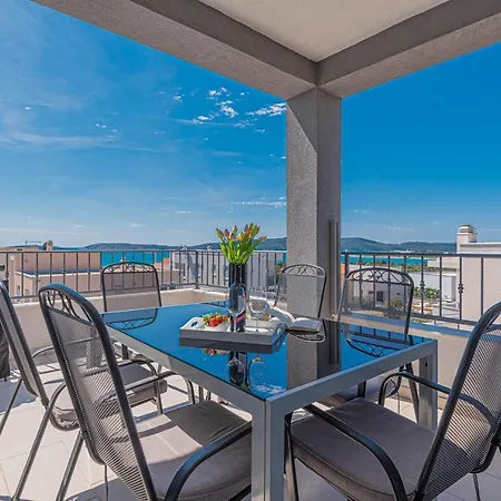Olea Apartment *